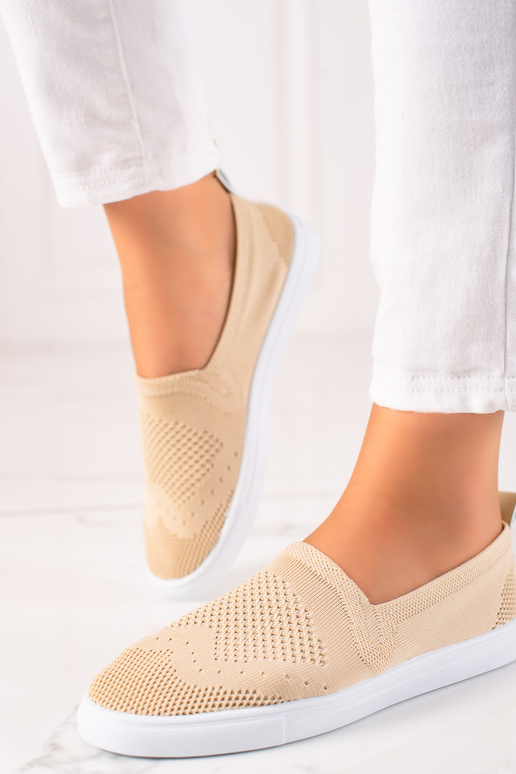 met opengewerkte elementen... met opengewerkte elementen...