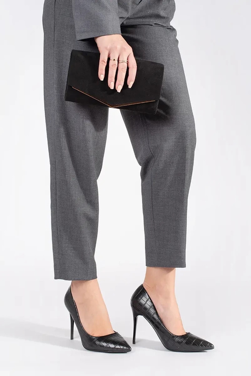 Schoenen met een dunne hak Shelovet... Schoenen met een dunne hak Shelovet...