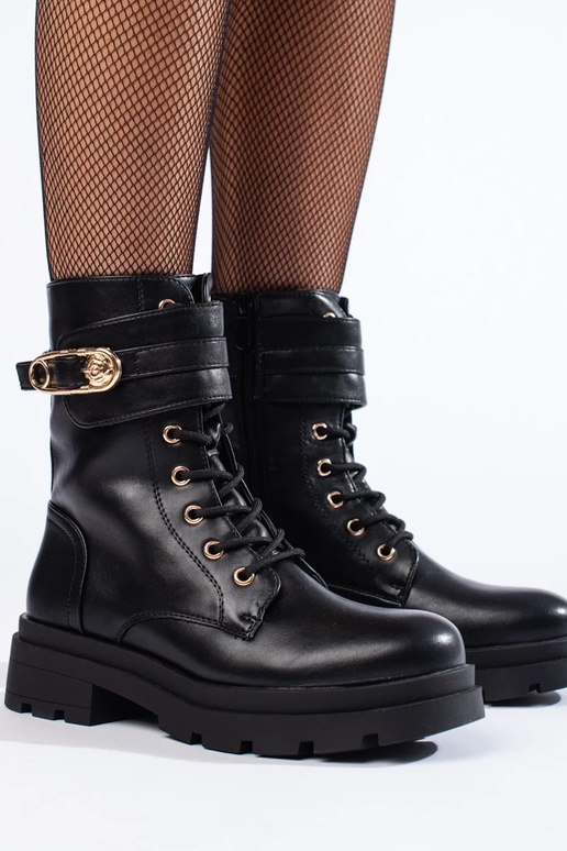 Zwarte dameslaarsjes van imitatieleer Zwarte dameslaarsjes van imitatieleer