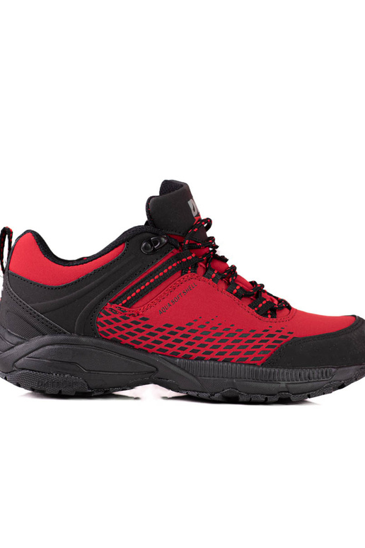 Rode trekking schoenen op een dikke... Rode trekking schoenen op een dikke...