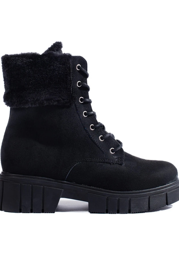 gemaakt van suède...