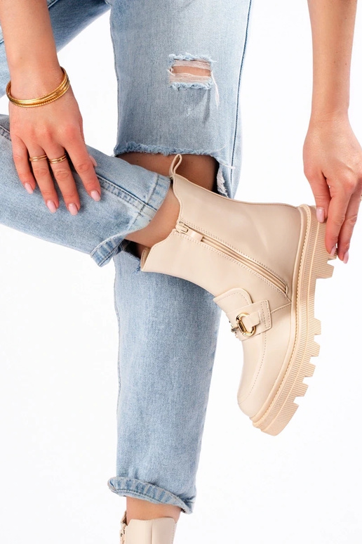 beige Damesschoenen met plateau beige Damesschoenen met plateau