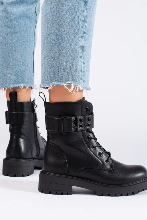 Dameslaarzen geregen van eco-leer Dameslaarzen geregen van eco-leer