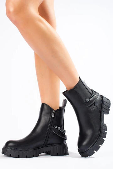 Damesschoenen met ketting... 2