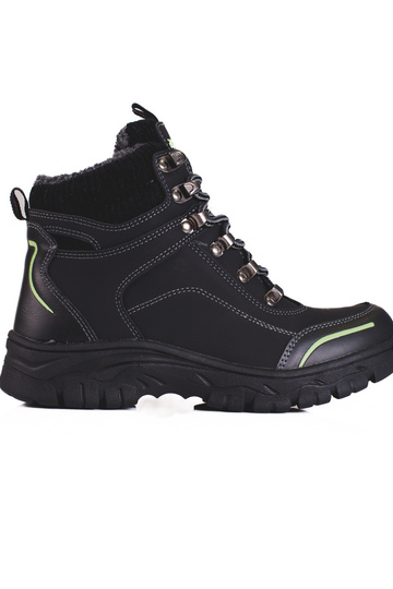 zwarte trekkingschoenen...
