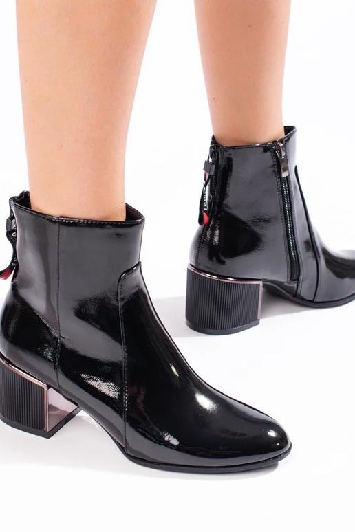 zwarte damesschoenen met lakeffect zwarte damesschoenen met lakeffect