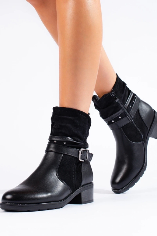 Dameslaarzen met decoratief lint Dameslaarzen met decoratief lint