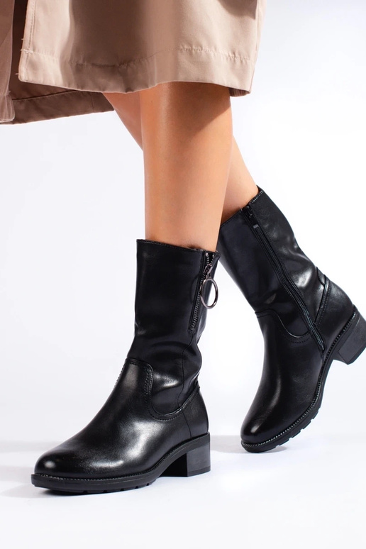 Hoge damesschoenen in de kleur zwart