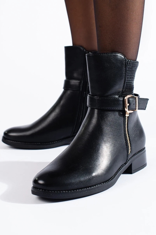 Zwarte dameslaarzen tot over de enkel Zwarte dameslaarzen tot over de enkel