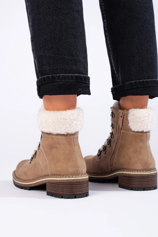 schoenen voor dames met schapenvacht... schoenen voor dames met schapenvacht...