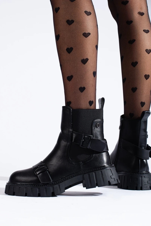 Damesschoenen met plateau in het zwart Damesschoenen met plateau in het zwart