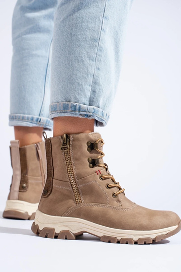 Enkellaarsjes met veters en... 2