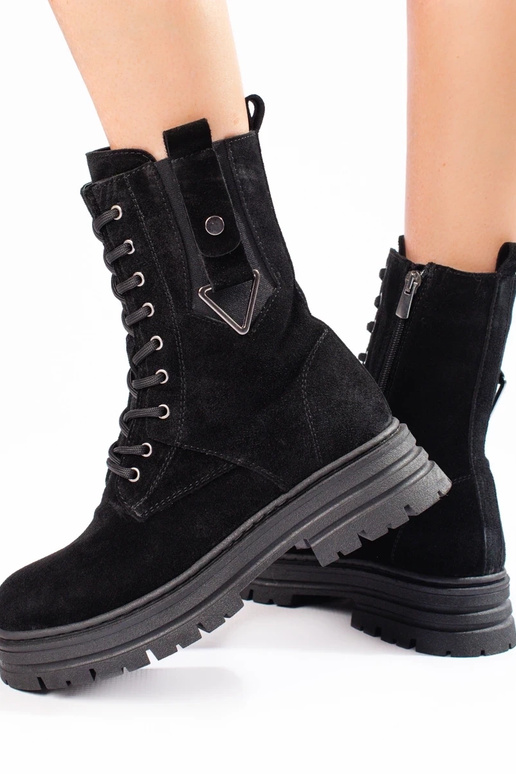 Hoge damesschoenen gemaakt van echt... Hoge damesschoenen gemaakt van echt...