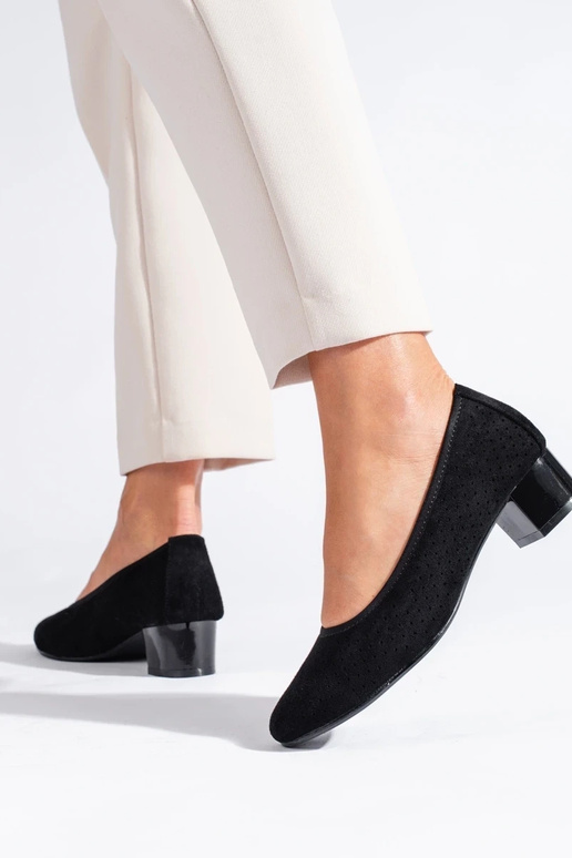 met opengewerkte elementen hoge... met opengewerkte elementen hoge...