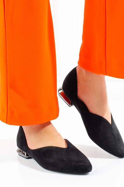 gemaakt van suède ballerina Potocki... gemaakt van suède ballerina Potocki...