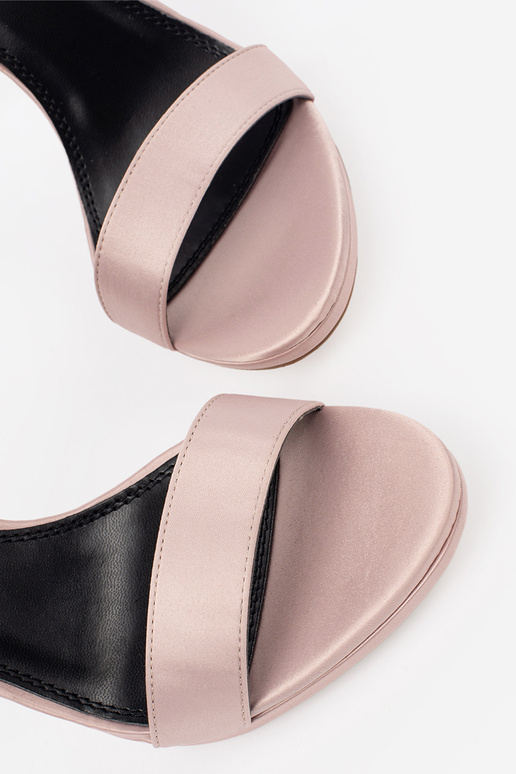 Sandalen met hak voor dames Sandalen met hak voor dames