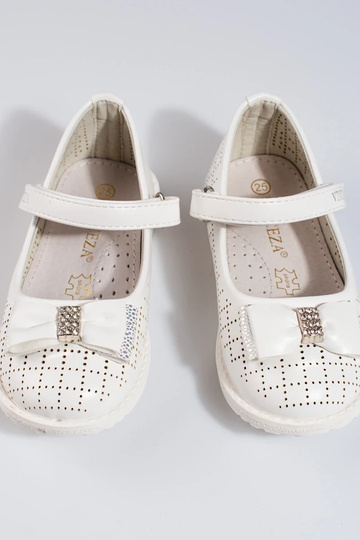 met opengewerkte elementen... 2