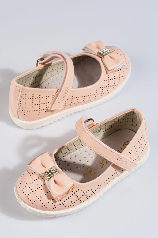 ballerina Vinceza met opengewerkte... ballerina Vinceza met opengewerkte...