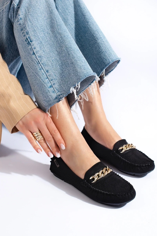 met opengewerkte elementen mocassins... met opengewerkte elementen mocassins...