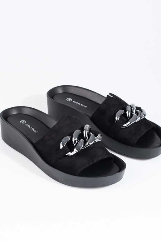 zwarte pantoffels met plateau... zwarte pantoffels met plateau...