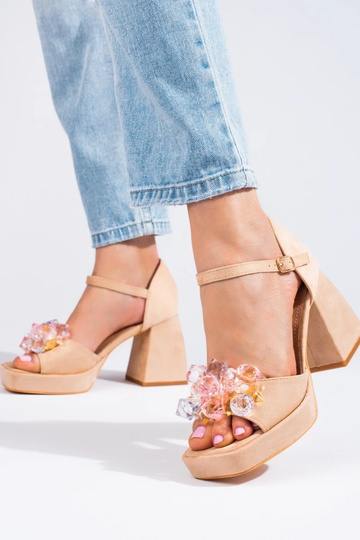 beige sandalen met hak... 2