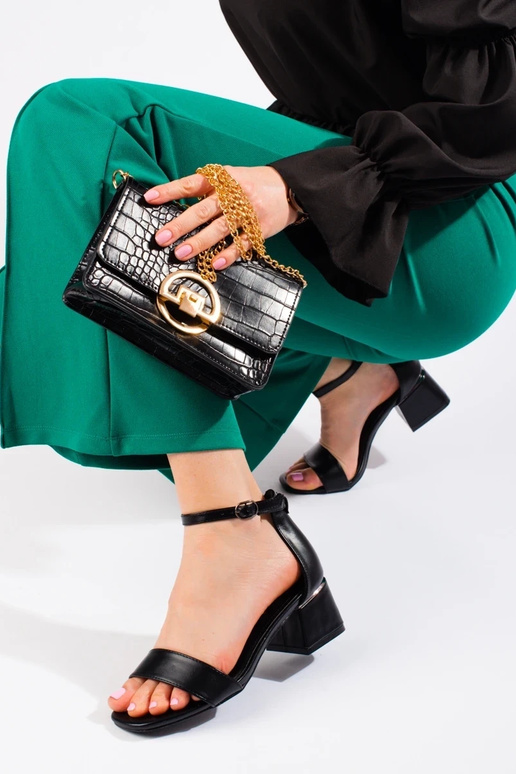 zwarte sandalen met lage hak Vinceza zwarte sandalen met lage hak Vinceza