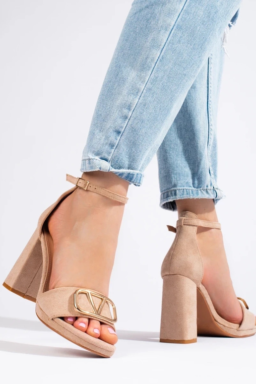 sandalen met een hoge hak beige Vinceza sandalen met een hoge hak beige Vinceza