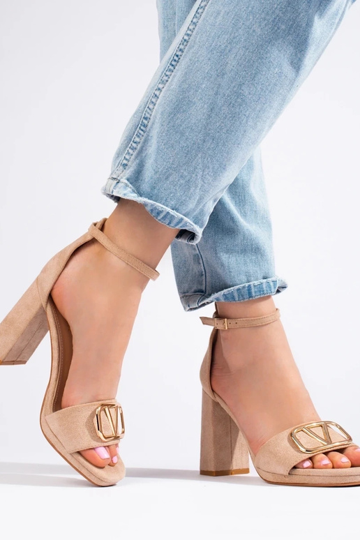 sandalen met een hoge hak beige Vinceza sandalen met een hoge hak beige Vinceza