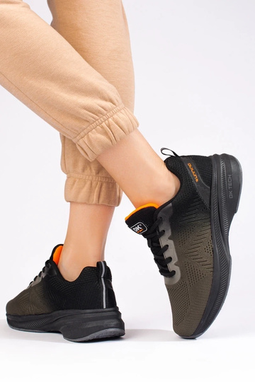 Sportieve schoenen in... 2