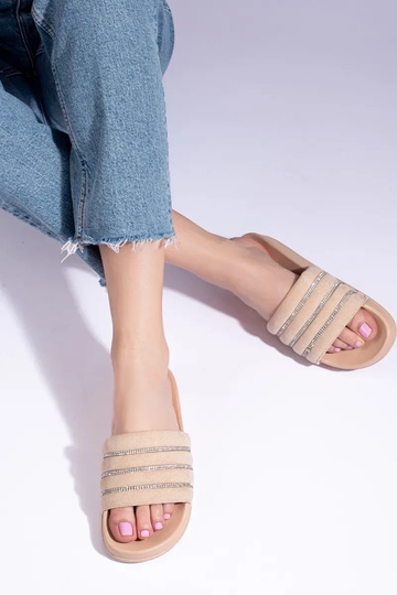 beige pantoffels Shelovet 2