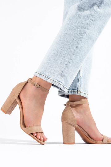 suède sandalen op de hak... 2