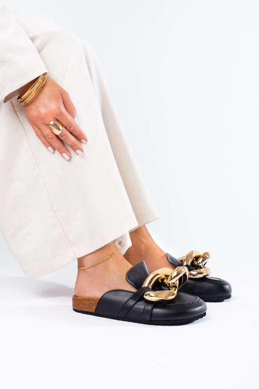 Zwarte pantoffels met massieve...