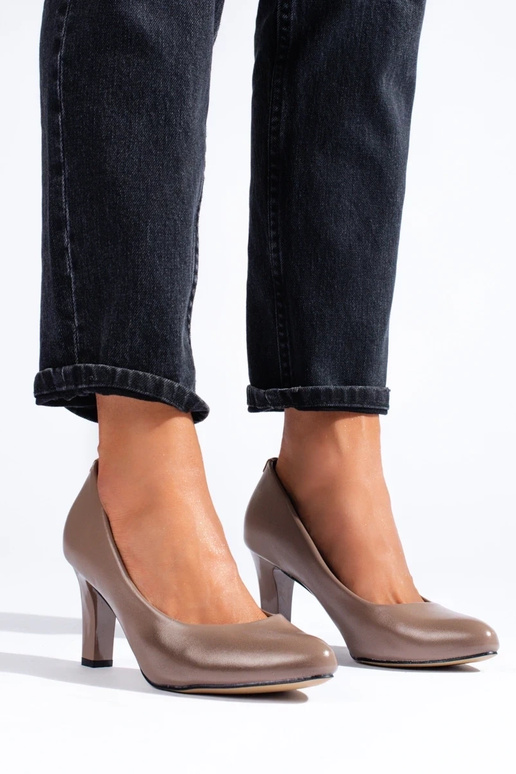 Klassiek model donkerbeige hoge...