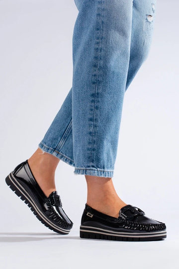 Zwarte mocassins met lak... 2