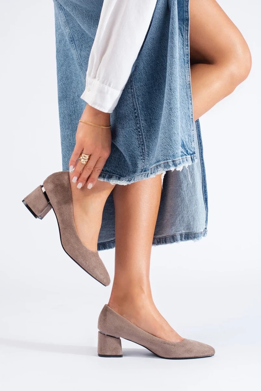 Zandkleurige suède hoge hakken met...