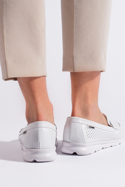 witte damesmocassins