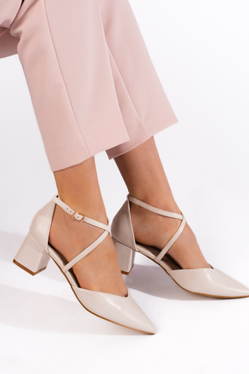 ivoorkleurige sandalen 2