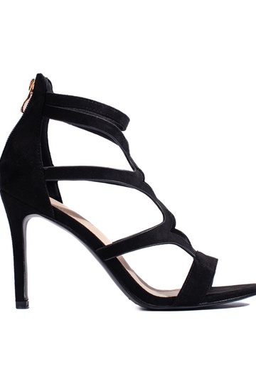 zwarte sandalen met een...