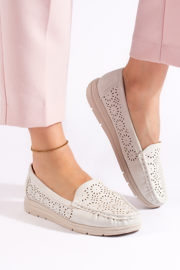 met opengewerkte elementen,... 2