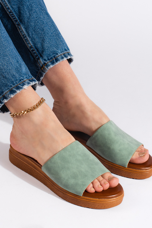 groene pantoffels met plateau groene pantoffels met plateau