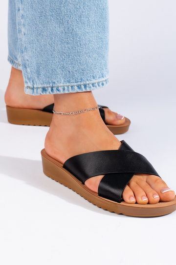 zwarte pantoffels met plateau 2