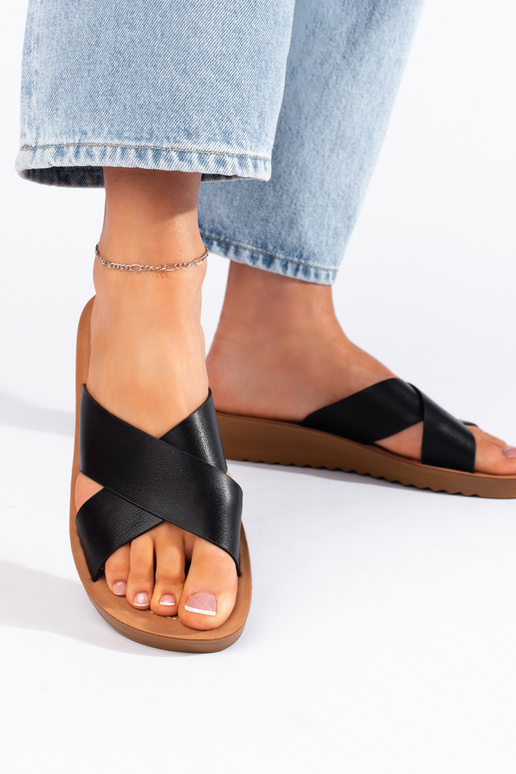 zwarte pantoffels met plateau zwarte pantoffels met plateau