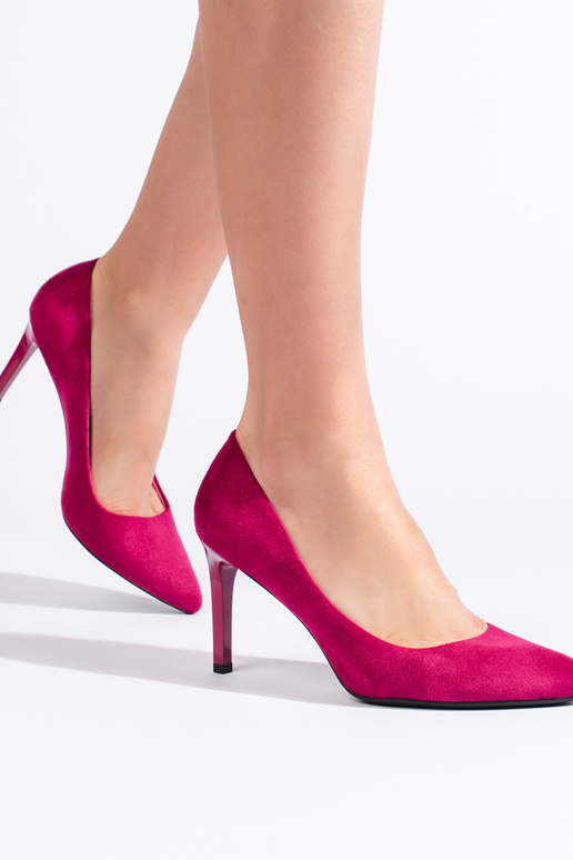 Klassiek model hoge hakken in felroze... Klassiek model hoge hakken in felroze...