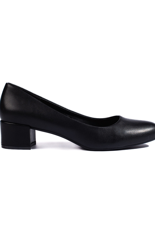 Elegante zwarte hoge hakken met lage... Elegante zwarte hoge hakken met lage...