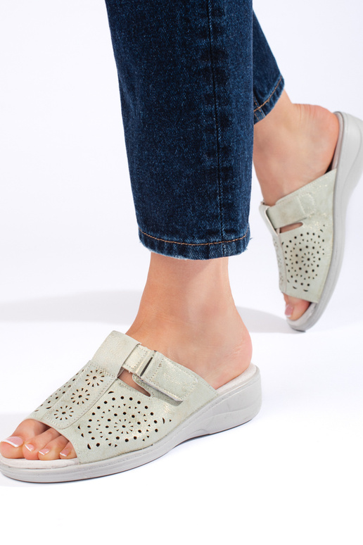 sandalen met opengewerkte elementen