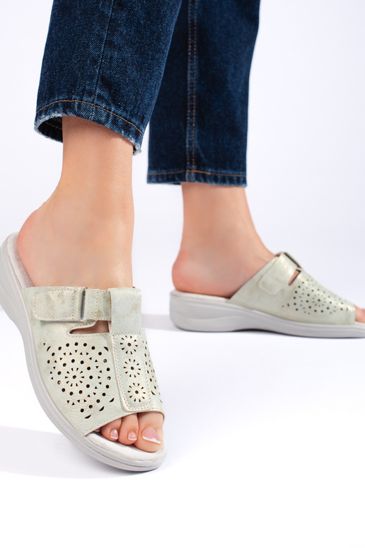 sandalen met opengewerkte elementen