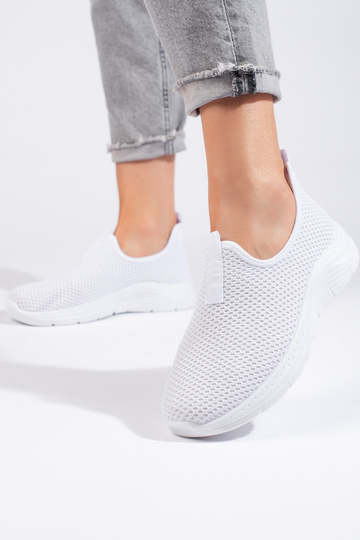 witte sportschoenen 2