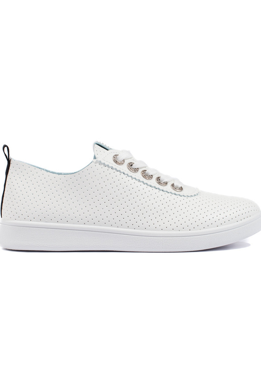 met opengewerkte elementen, witte... met opengewerkte elementen, witte...