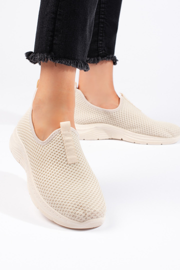 beige sportschoenen 2