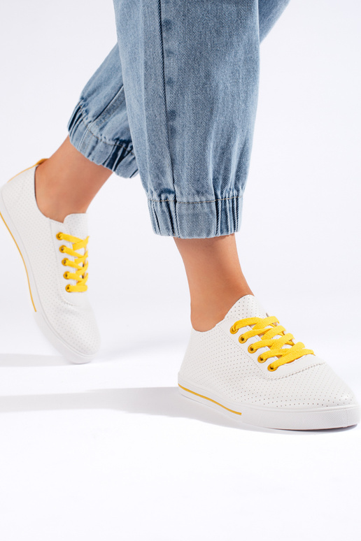 Witte klassiek model dames sneakers Witte klassiek model dames sneakers
